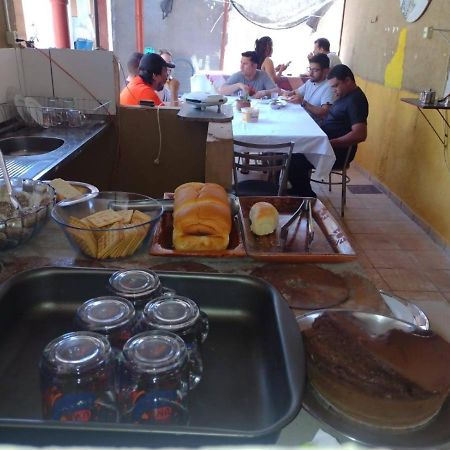 Pousada Recanto Alaketu Hospedagens Campo Grande  Eksteriør bilde